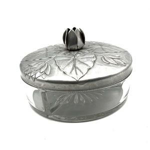 vintage divided serving dish hammered aluminum lid featuring a tulip